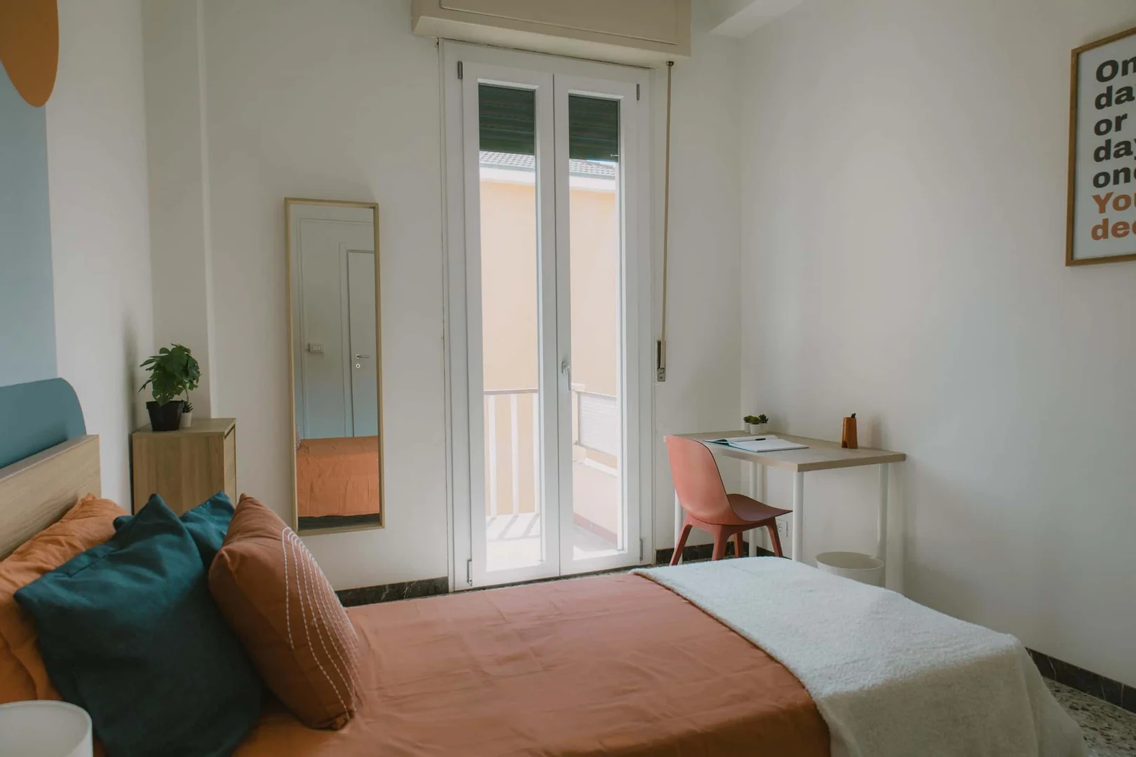 Chambre d'étudiant confortable et spacieuse dans 