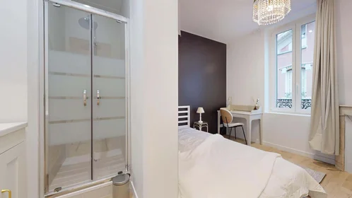 Stanza privata in 15 Rue Rameau, 63000 Clermont-Ferrand, France, immagine 3 di 18