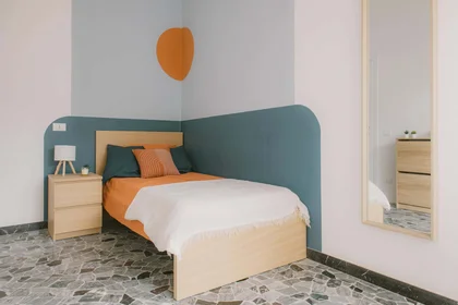Chambre privée à Via Marsala, 64, 37128 Verona VR, Italy, image 2 de 17
