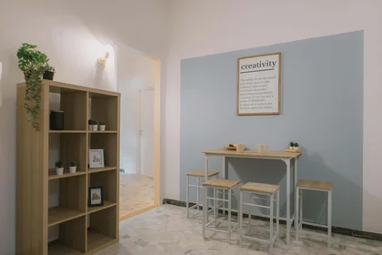 Chambre privée à Via Marsala, 64, 37128 Verona VR, Italy, image 7 de 17
