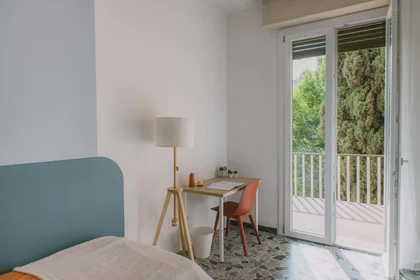 Chambre privée à Via Marsala, 64, 37128 Verona VR, Italy, image 4 de 16