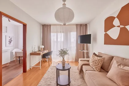 Chambre privée à Kurt-Schumacher-Straße 32, 67663 Kaiserslautern, Deutschland, image 5 de 15