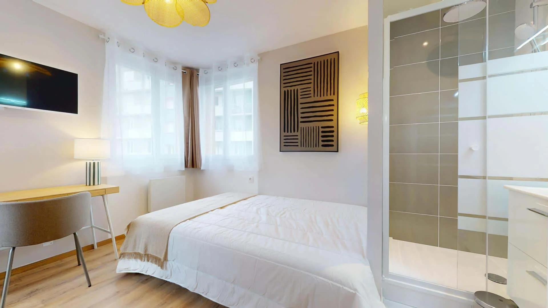 Budget-friendly student room close to campus in 