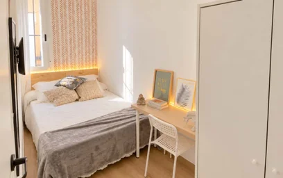 Habitación privada en Av. de Ramón y Cajal, 100, 41005 Sevilla, España, imagen 4 de 30