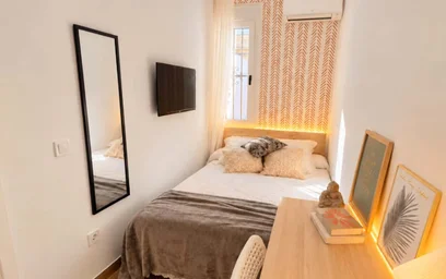 Habitación privada en Av. de Ramón y Cajal, 100, 41005 Sevilla, España, imagen 3 de 30