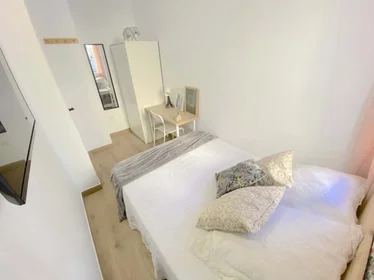 Stanza privata in Av. de Ramón y Cajal, 100, 41005 Sevilla, España, immagine 5 di 31