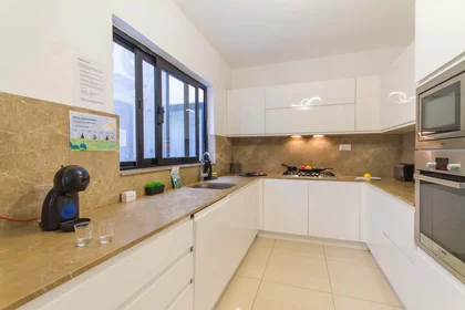 Stanza privata in 109 Triq Il-Ghajn, Is-Swieqi, Malta, immagine 12 di 30