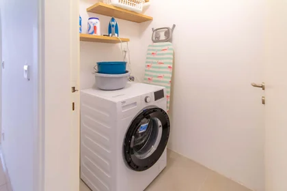 Stanza privata in 109 Triq Il-Ghajn, Is-Swieqi, Malta, immagine 18 di 30