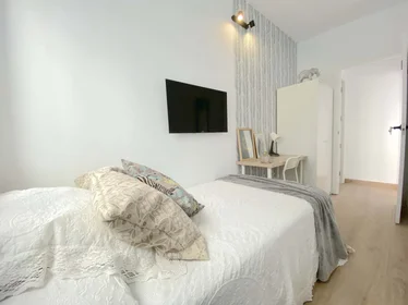 Stanza privata in Av. de Ramón y Cajal, 100, 41005 Sevilla, España, immagine 4 di 29