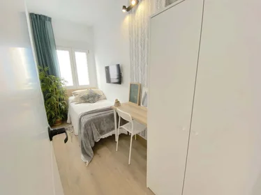 Stanza privata in Av. de Ramón y Cajal, 100, 41005 Sevilla, España, immagine 5 di 29