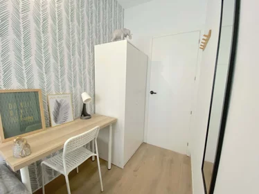 Stanza privata in Av. de Ramón y Cajal, 100, 41005 Sevilla, España, immagine 6 di 29