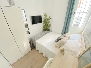 Stanza privata in Av. de Ramón y Cajal, 100, 41005 Sevilla, España, immagine 6 di 31