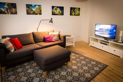 Appartamento intero in Am Dorfpl. 8, 65207 Wiesbaden, Deutschland, immagine 14 di 18