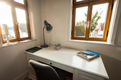 Appartamento intero in Am Dorfpl. 8, 65207 Wiesbaden, Deutschland, immagine 8 di 18