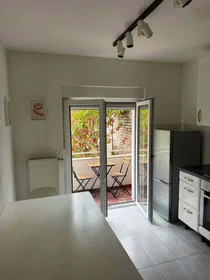 Private room at Heinsbergstraße, 50674 Köln, Germany, image 6 of 9