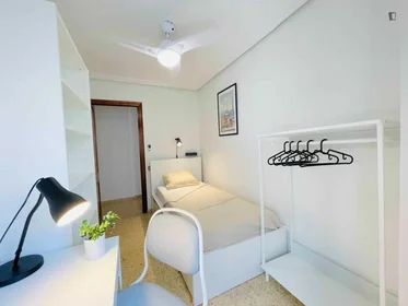 Stanza privata in Carrer de Méndez Núñez, immagine 1 di 10