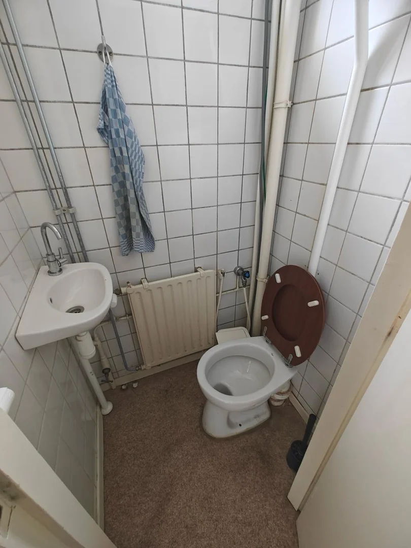 Ekonomiczny pokój studencki z dogodną lokalizacją w