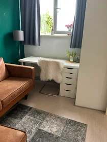 Privatzimmer in der Van Brakelplein, bild 1 von 4