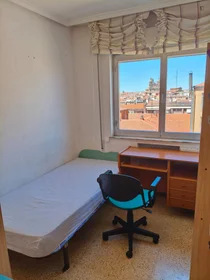 Stanza privata in Paseo de Canalejas, immagine 1 di 20