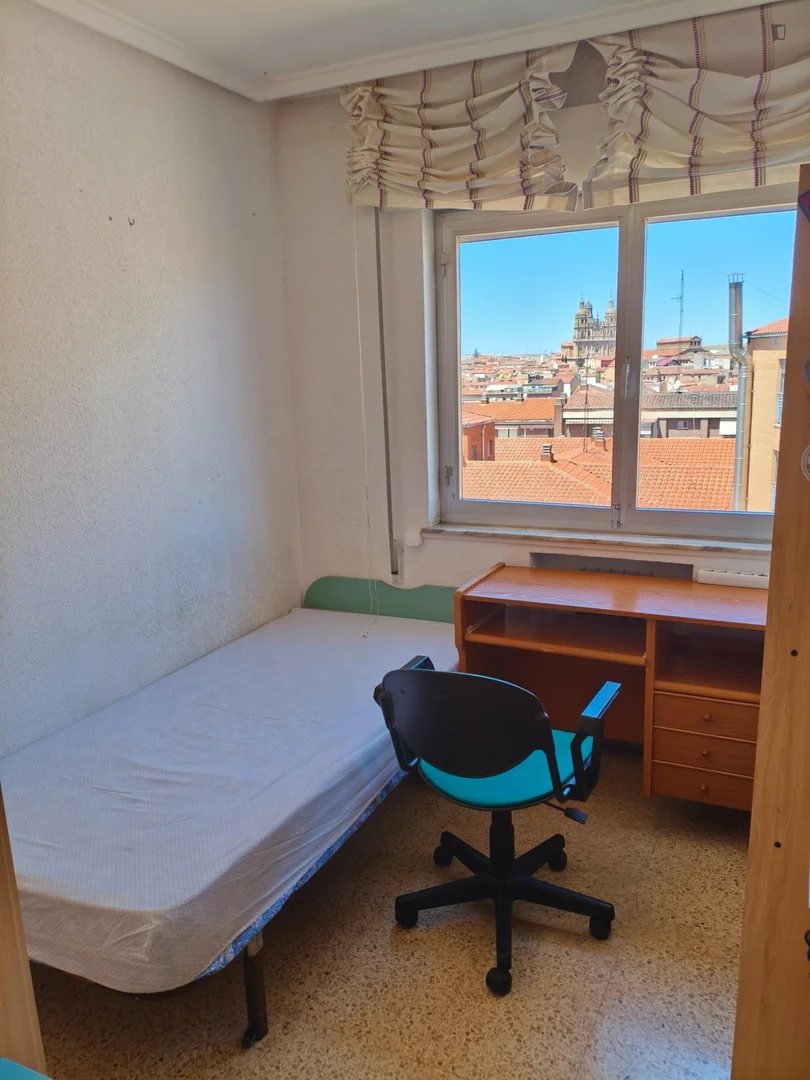 Camera per studenti in  con servizi moderni