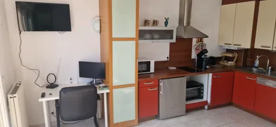Gesamte Unterkunft in der Avenue de Montolivet, 4th Arrondissement, bild 6 von 10