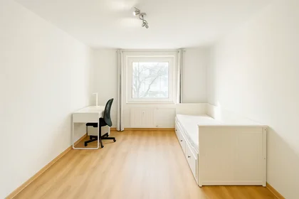 Chambre privée à Meggendorferstraße, Moosach, image 1 de 10