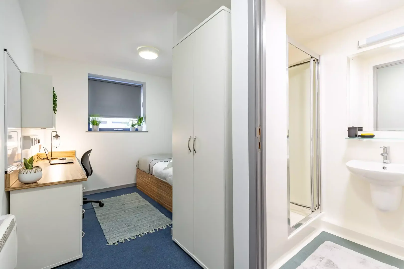 Habitación asequible para estudiantes con buena iluminación en 