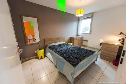 Privatzimmer in der Avenue des Herbettes, bild 1 von 10