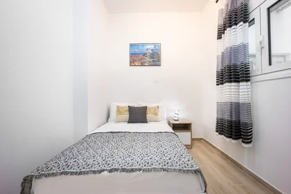 Privatzimmer in der Alkiviadou 102, Athina 104 46, Greece , Athens, , 104 46 Greece, bild 5 von 32