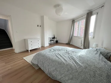 Privatzimmer in der Rue de Rome, bild 9 von 9