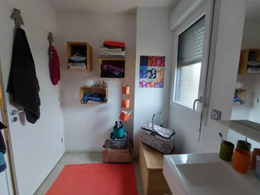 Quarto privado em Rue des Temps Modernes, imagem 13 de 27