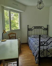 Quarto privado em Rue des Avant Monts, imagem 1 de 14