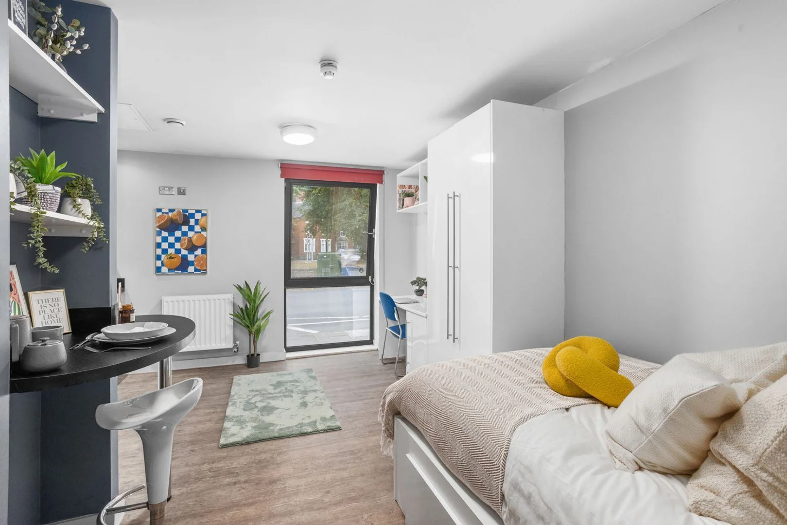 20 Salisbury Rd, Cardiff CF24 4AF, United Kingdom               