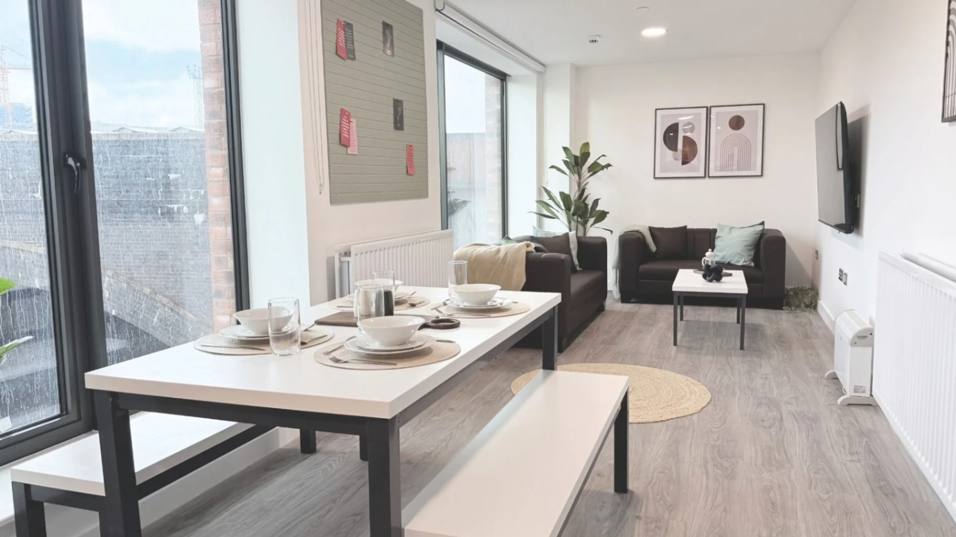 Chambre confortable pour étudiants disponible dans 