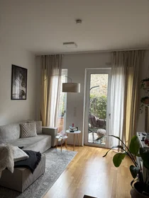 Całe miejsce Ludwigstraße, obraz 8 14