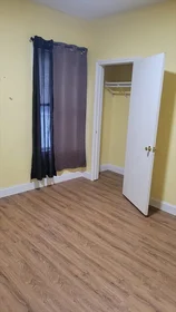 Dairenin tamamı Ikamet yerinde konumu 64, Capen St., Unit 2, Dorchester, Boston, MA, 02124, 3 24 görüntüsü