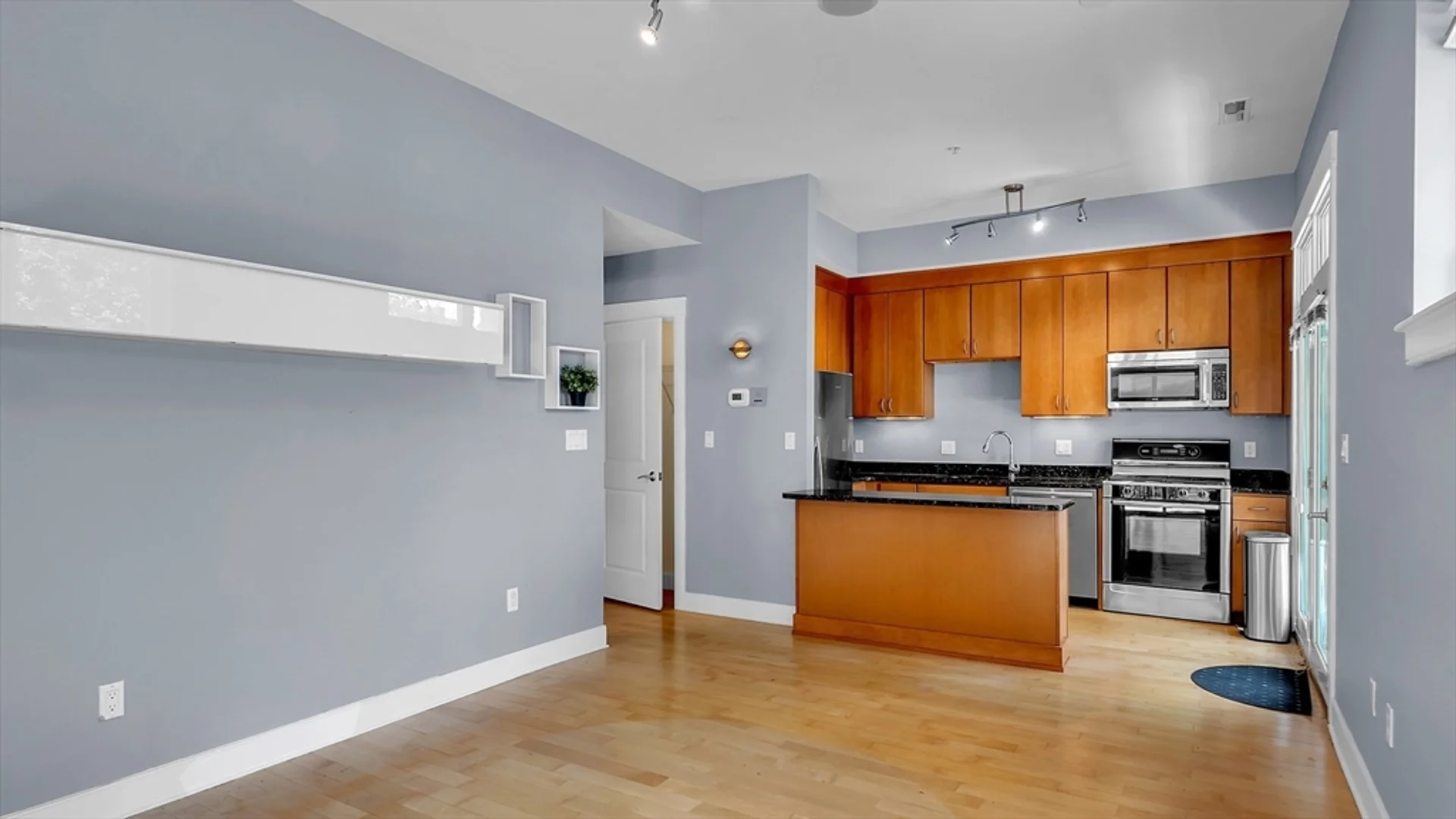 25, Wheeler St., Unit 114, Cambridge Highlands, Cambridge, MA, 02138