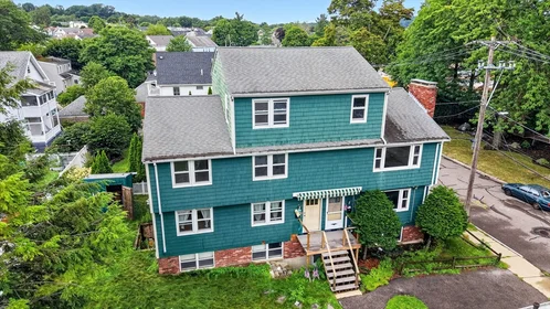 Logement entier en résidence à 29, Normandy Ave., Unit 1, Cambridge Highlands, Cambridge, MA, 02138, image 18 de 24