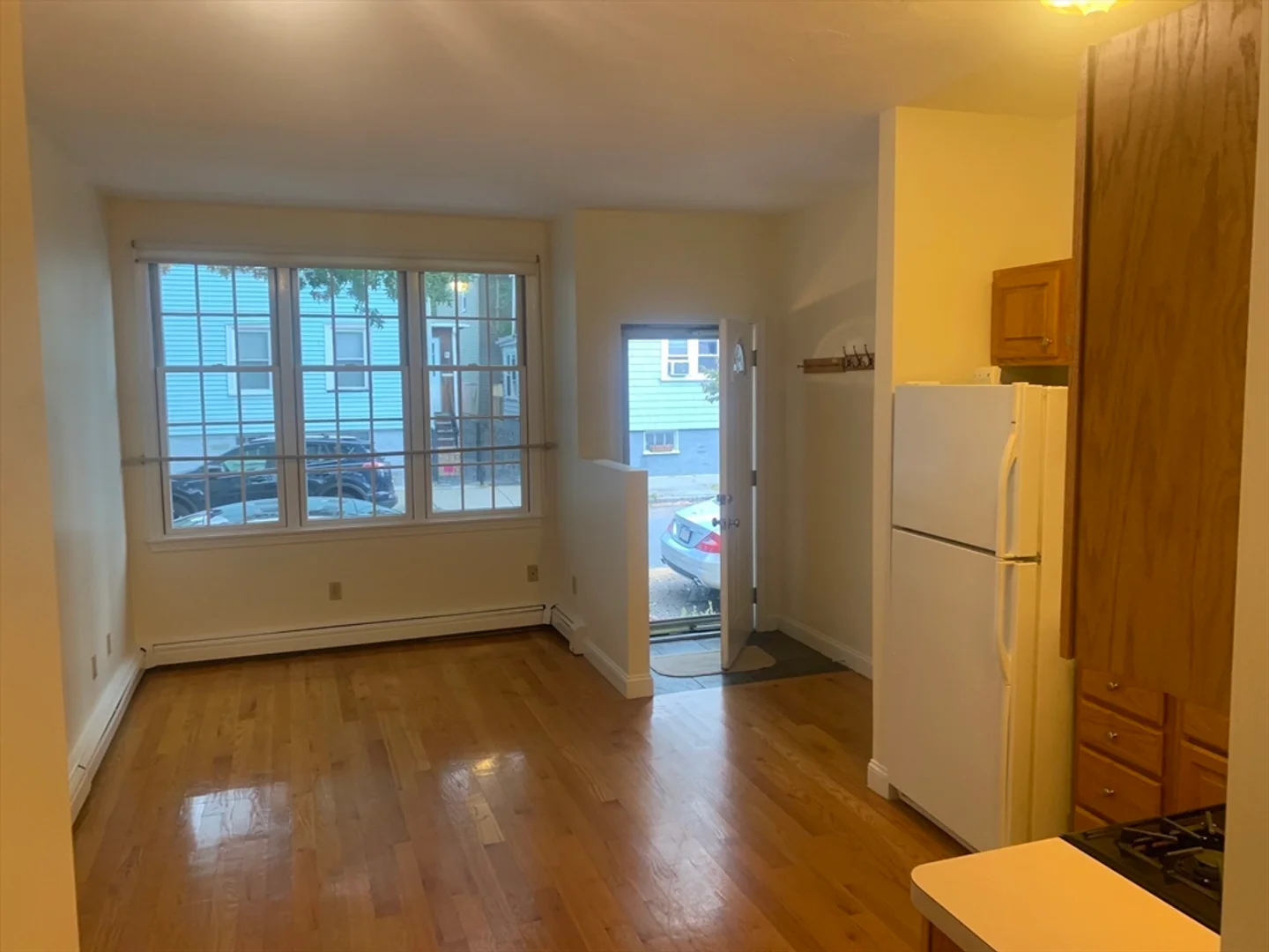 202, Hurley St., Unit 0, East Cambridge, Cambridge, MA, 02141