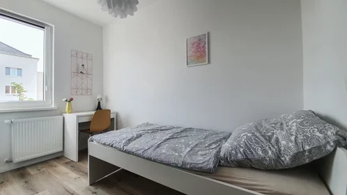 Privatzimmer in der Goebenstraße, Schöneberg, bild 1 von 10