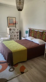 Entire apartment at Avenida João Corte Real, image 1 of 10