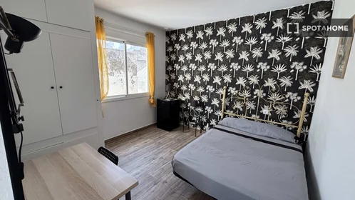 Quarto privado em Calle Cervantes, imagem 5 de 19