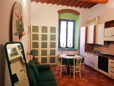 Gesamte Unterkunft in der Via Adua, 20, 57126 Livorno LI, Italia, bild 1 von 10
