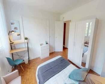 Private room at 35 Av. Ferdinand Buisson, 92100 Boulogne-Billancourt, France, image 4 of 13