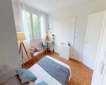 Private room at 35 Av. Ferdinand Buisson, 92100 Boulogne-Billancourt, France, image 5 of 13