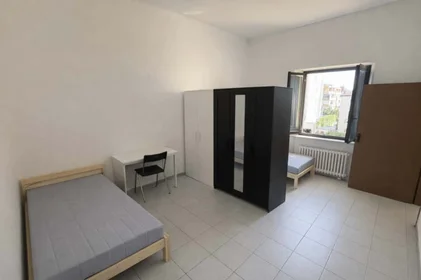 Quarto privado em Viale G. Marconi, 178, 65127 Pescara PE, Italia, imagem 7 de 28
