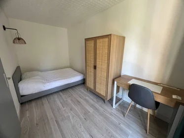 Privatzimmer in der Pau, 64000, bild 1 von 8