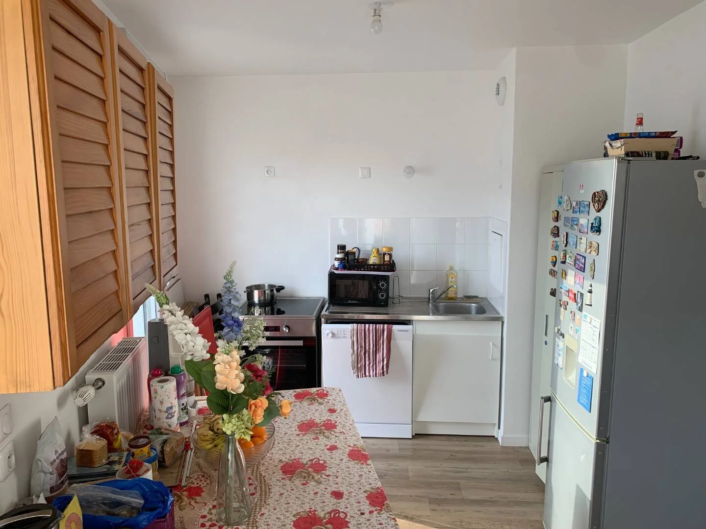 Bright and airy student room with easy university access in 