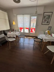 Chambre privée à Cannes, 06150, image 12 de 16