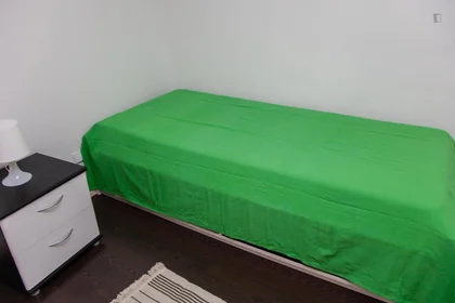 Room for rent with double bed {area}